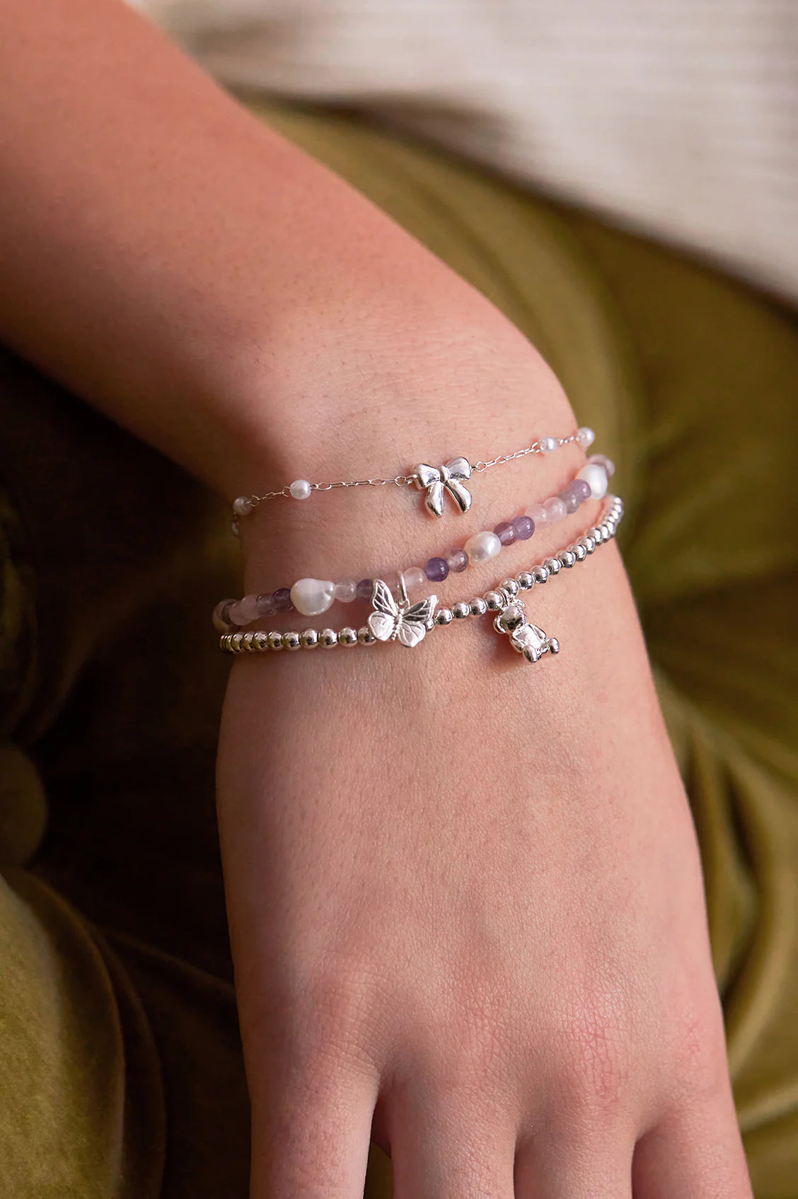ESTELLA BARTLETT Pearl Bow Beaded Chain Bracelet Silver Plated
