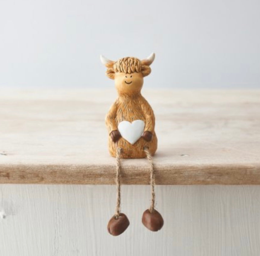 HEART HIGHLAND COW SHELF SITTER, 9CM